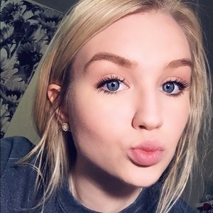 Meet your Posher, Jillian